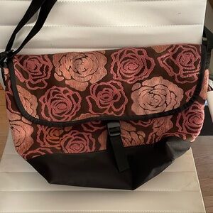 Sally Spicer Messenger bag